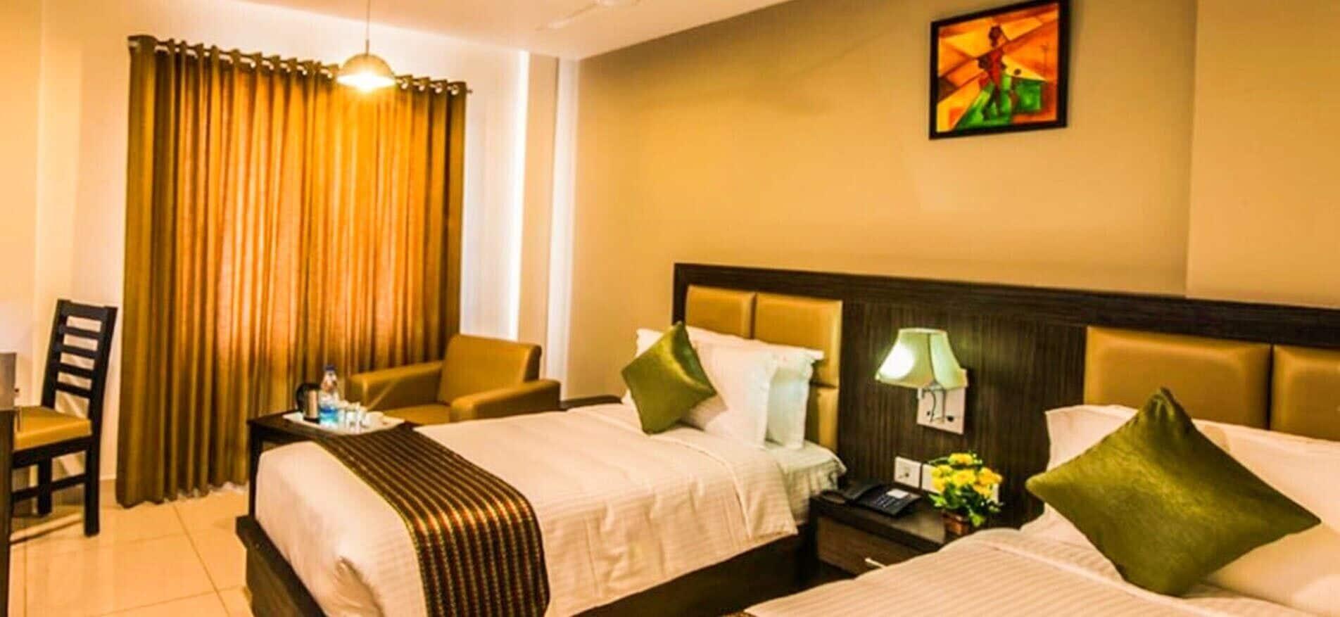 Plaza Hotel Trichy Tiruchirappalli Экстерьер фото