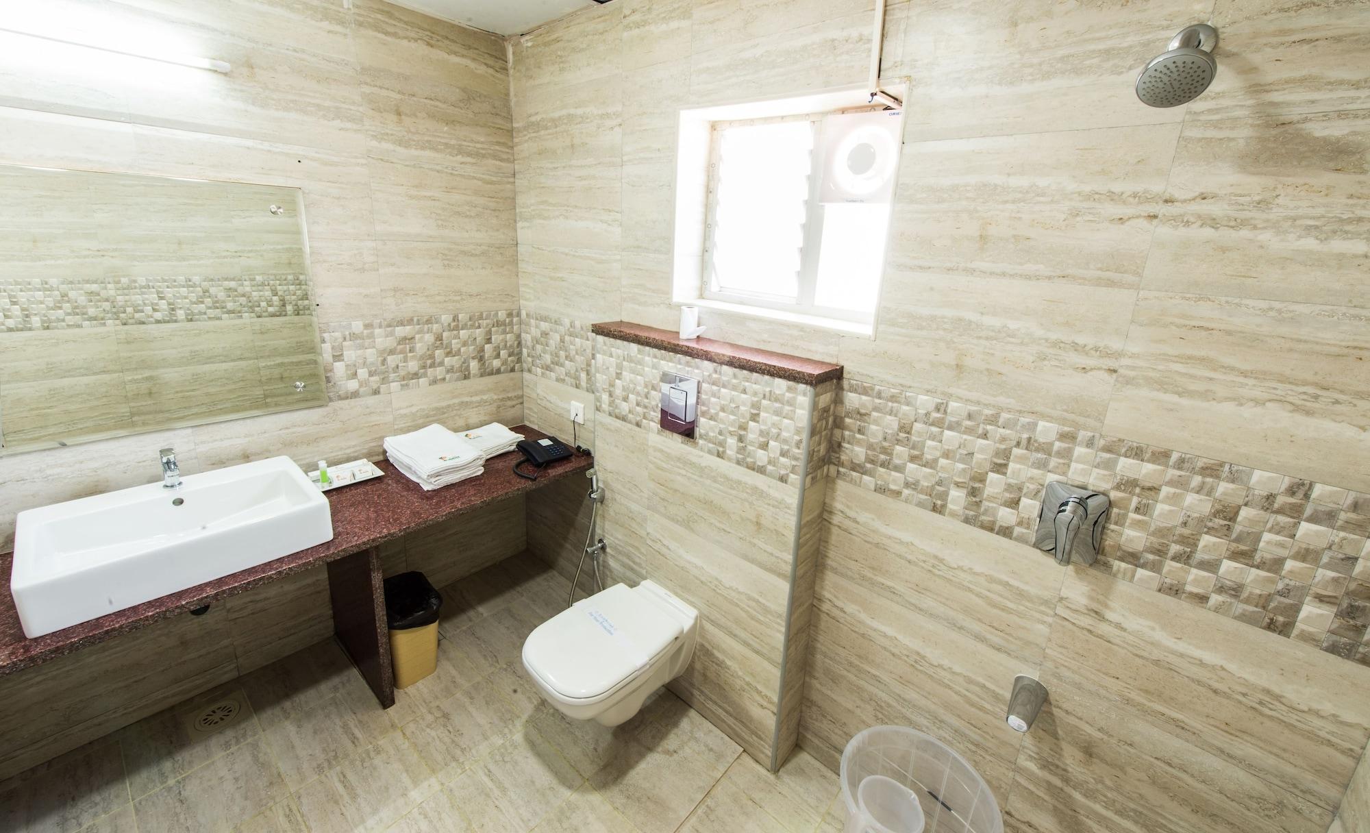 Plaza Hotel Trichy Tiruchirappalli Экстерьер фото