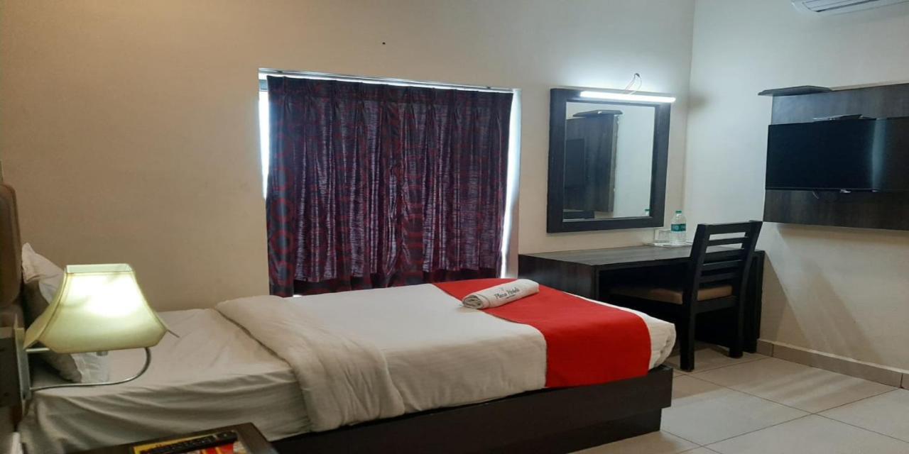 Plaza Hotel Trichy Tiruchirappalli Экстерьер фото